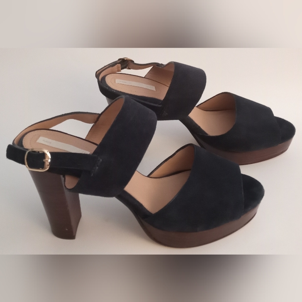 H&M Hennes & Mauritz Platform Chunky Heel Sandals